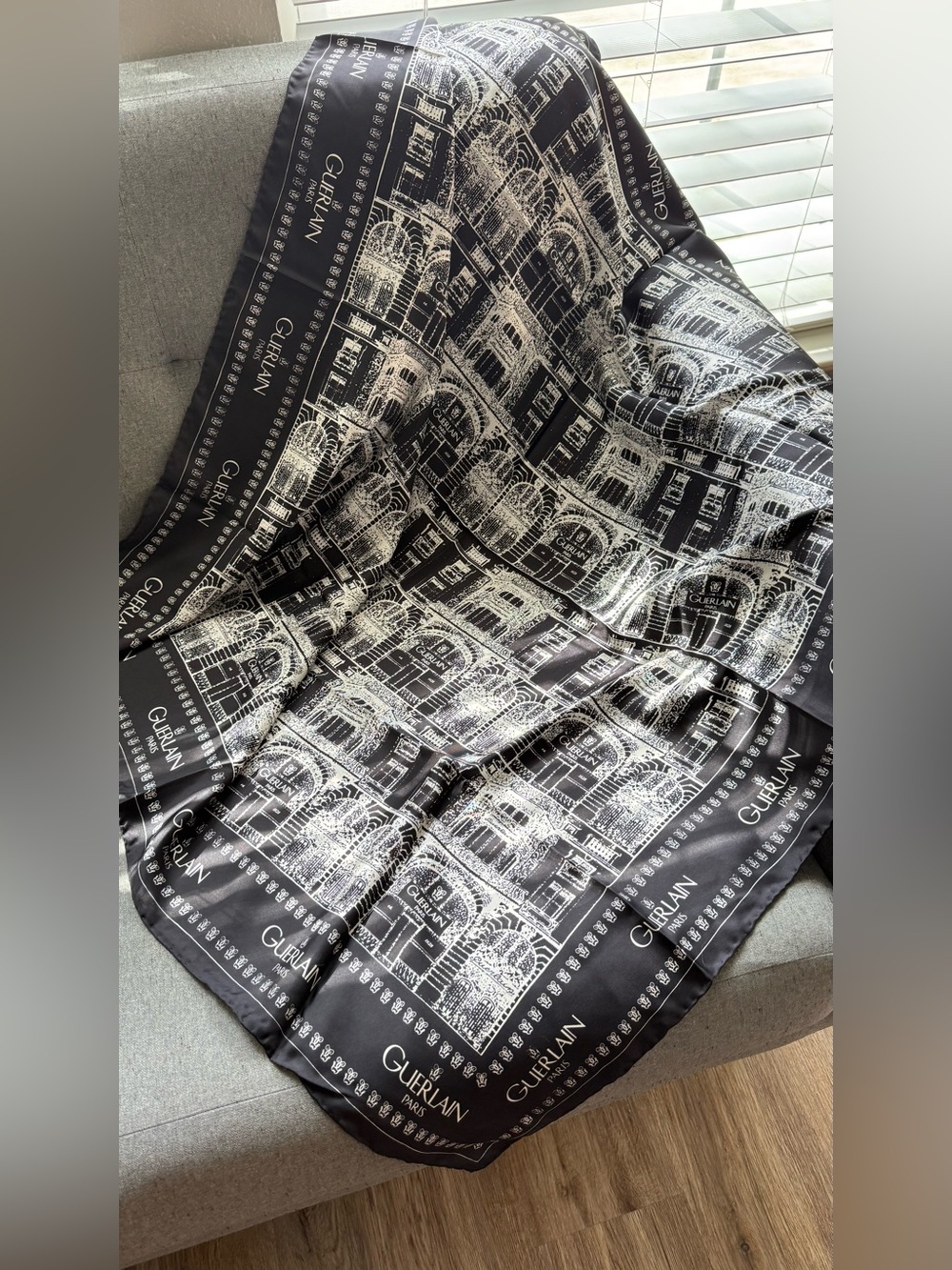 Guerlain Paris 100% Silk Scarf Black White Paris Boutique Print 42” Italy